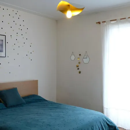 Bright And Spacious Nest In The Heart Of Daire *
